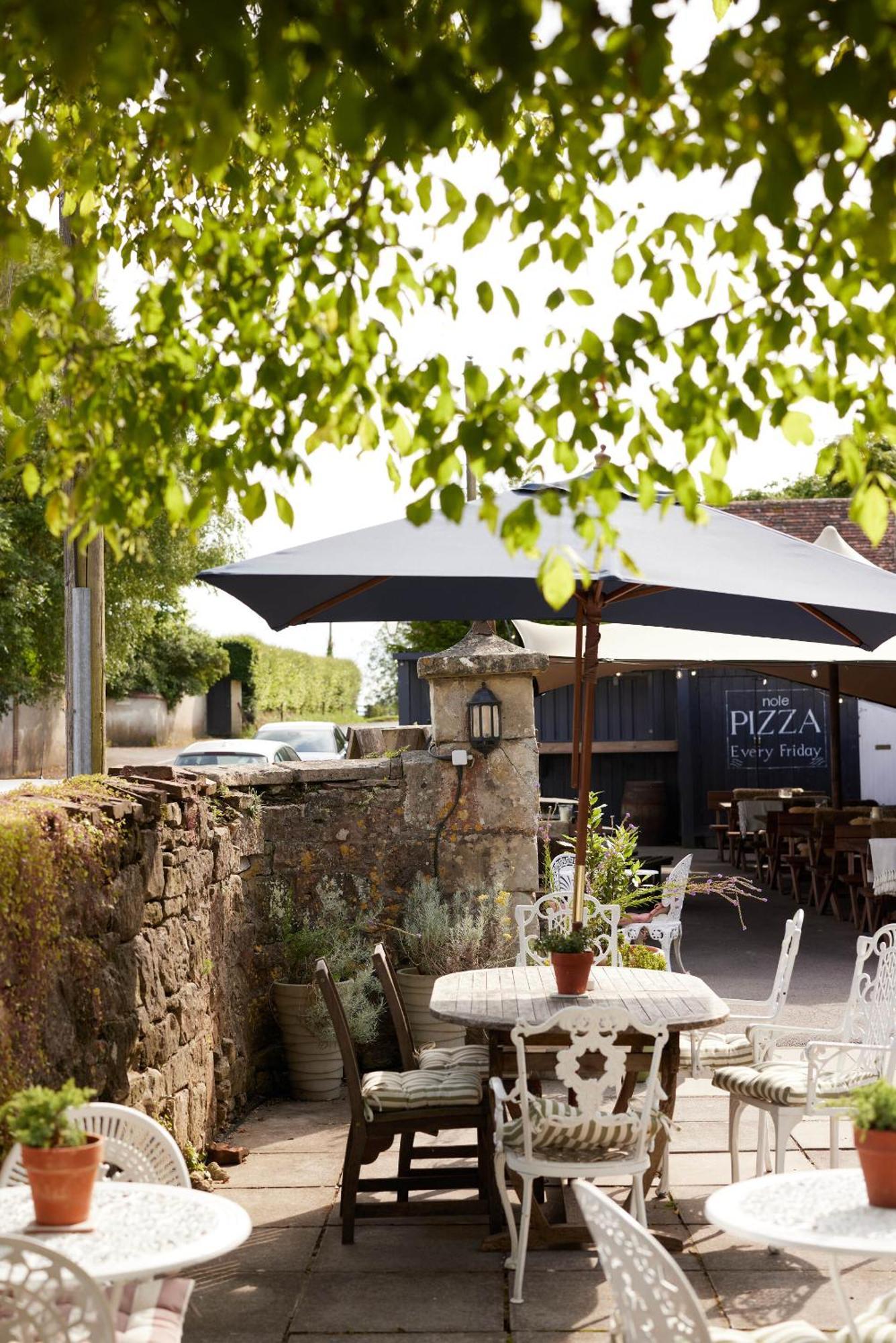The Grosvenor Arms Hotell Hindon Eksteriør bilde