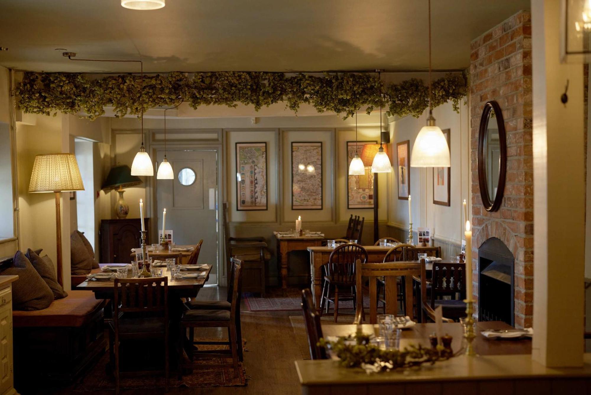 The Grosvenor Arms Hotell Hindon Eksteriør bilde